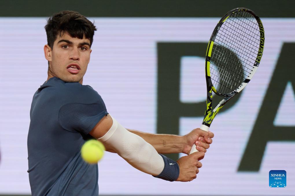 Carlos Alcaraz Analyzed At Roland Garros By PTR Coach, "Spanish Tennis Secrets" Author Chris Lewit