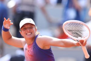 Paris | Swiatek sweeps into French Open Final to meet Paolini