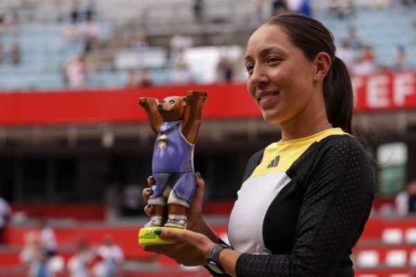 Berlin | Pegula rallies from behind to land first grass court title