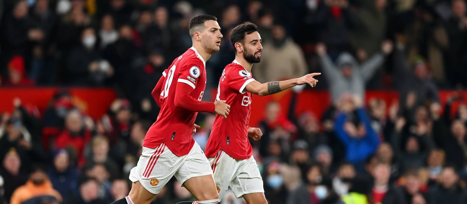Diogo Dalot earmarked as the next Manchester United captain if Bruno Fernandes is sold - Man United News And Transfer News