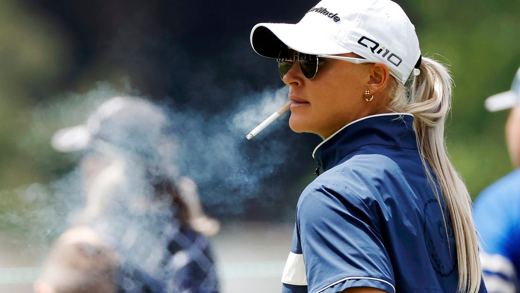 Charley Hull signs a fan’s cigarette at KPMG Women’s PGA Championship