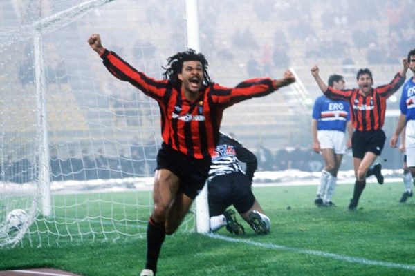 Ruud Gullit Gives Advice To Barcelona Man