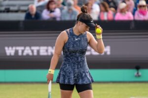 Samsonova beats Andreescu to win Libema Open, Dabrowski and Routliffe prevail in Nottingham