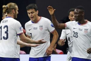 Choose the USMNT starting XI against Uruguay