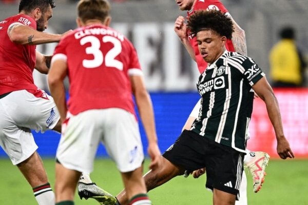 Shola Shoretire looks set to leave Manchester United - Man United News And Transfer News