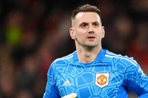 Tom Heaton called up by Gareth Southgate as training goalkeeper - Man United News And Transfer News
