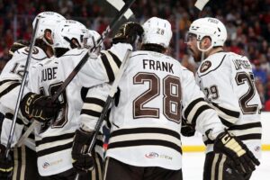 Top line sends Bears to Game 4 victory | TheAHL.com