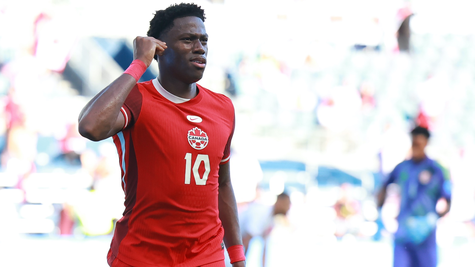 Video: Chelsea, Man Utd-linked forward breaks deadlock in chippy Canada-Peru match