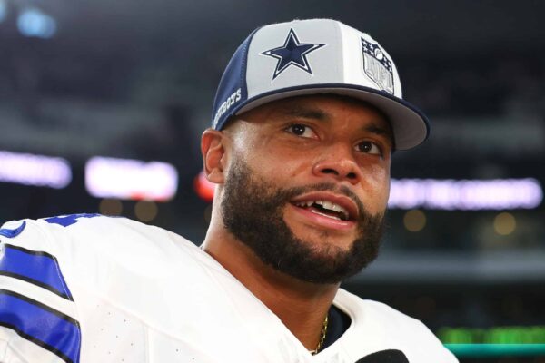 Dak Prescott Is Reportedly Dealing With An Injury