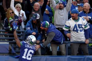 Seahawks Veteran Reveals The Loudest Game He's Ever Heard In Seattle