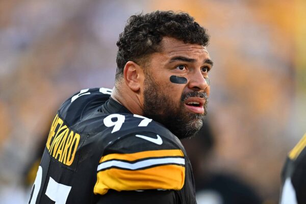 Steelers All-Pro Doesn't Hold Back His Thoughts About Hard Knocks Show