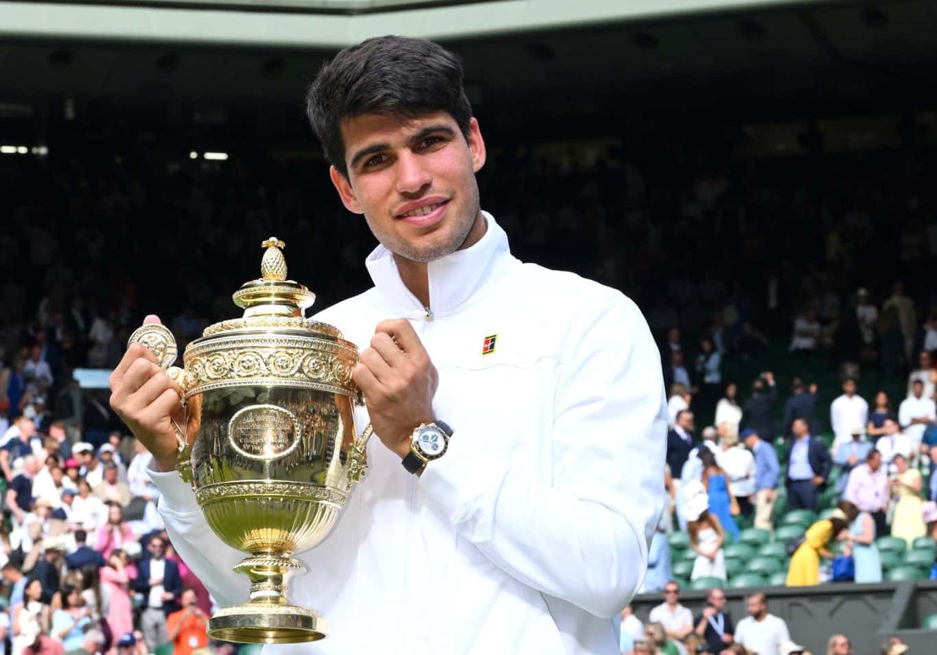 Alcaraz Dominates Djokovic to Defend Wimbledon Crown