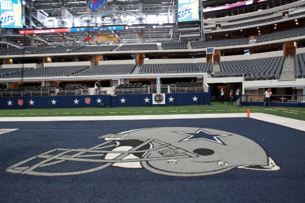 Cowboys Reporter Announces He's Stepping Down From Job