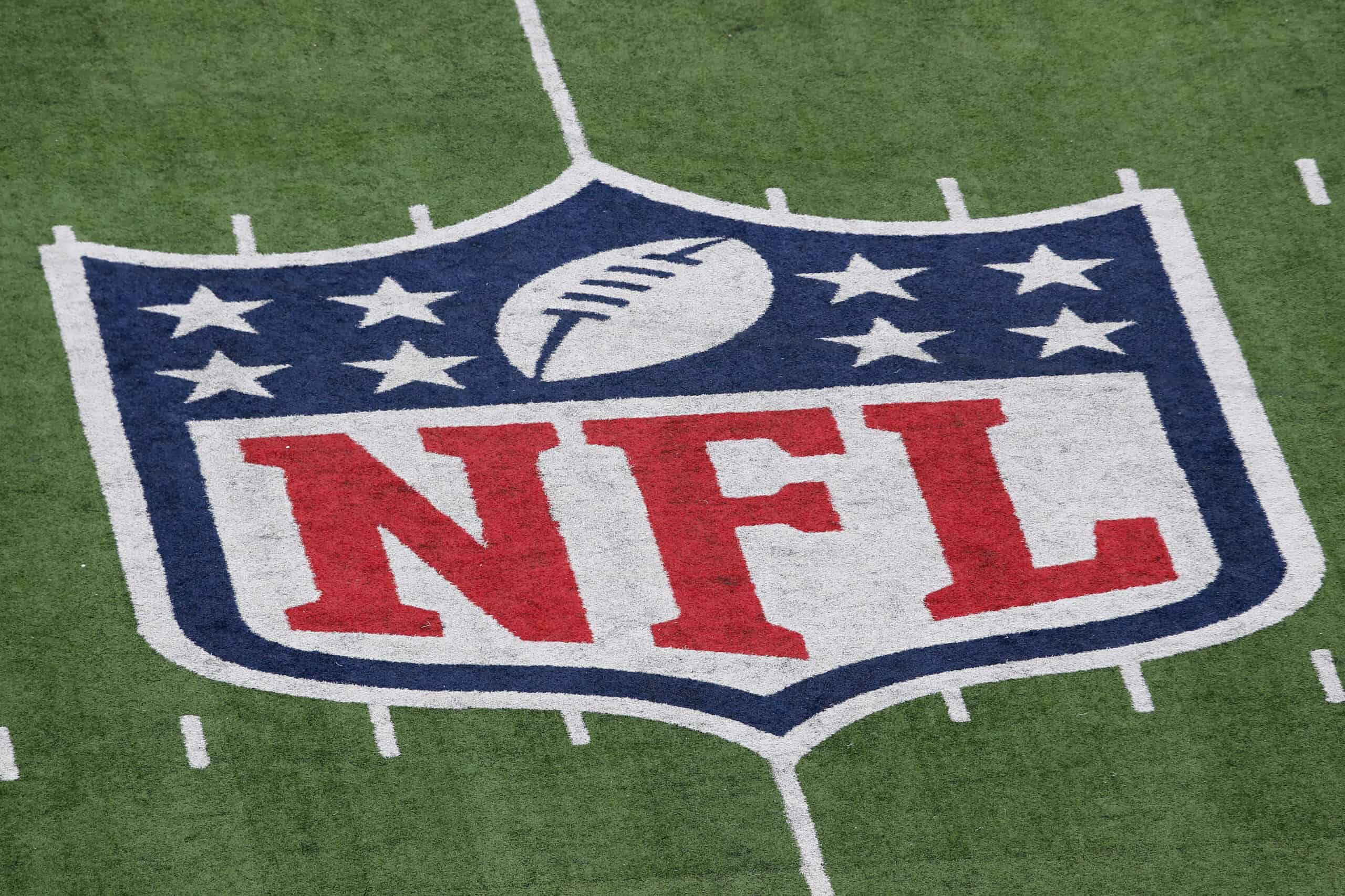 Former Player Says NFC East Coach Should Not Be On The Hot Seat