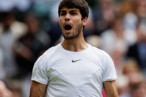 Alcaraz Impresses With Confident Performance To Reach Wimbledon Quarter-Finals