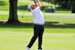 Colin Montgomerie says Tiger Woods should retire from competitive golf