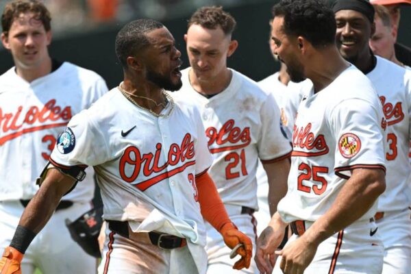 DraftKings Promo Code – Instant $300 in Bonus Bets for Friday MLB Odds, British Open & More