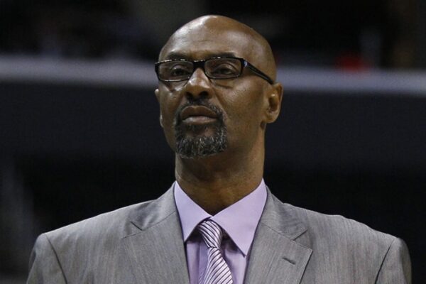 Former NBA player Joe “Jellybean” Bryant, father of Kobe Bryant, passes away at age 69 90