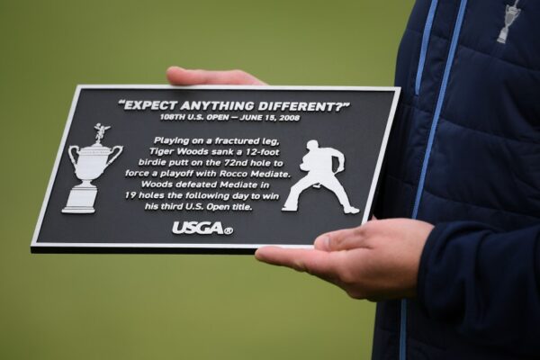 Commemorative golf plaques for Jack Nicklaus, Tiger Woods Rory McIlroy