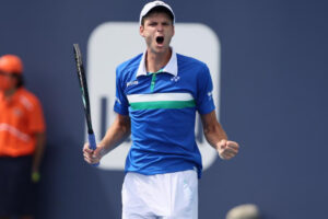 Hubert Hurkacz Officially Ruled out of Olympics Due to Knee