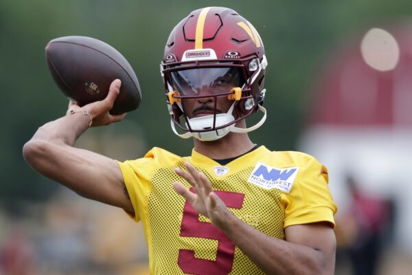 Jayden Daniels looks the part as Commanders training camp begins