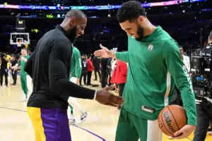 lebron-james-jayson-tatum-g.jpg