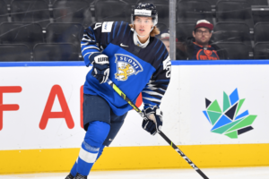 Koivunen not feeling pressure after being acquired by Penguins in Guentzel trade