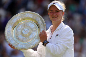 Wimbledon | Krejcikova edges Paolini to lift Wimbledon title