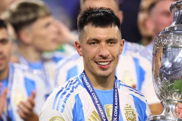 Lisandro Martinez celebrates as Argentina secures Copa America victory with another clean sheet – Man United transfer news Joy for Lisandro Martinez as another clean sheet guides Argentina to Copa America victory - Man United News And Transfer News