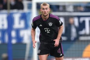 Matthijs de Ligt offered five-year deal at Man United as Bayern Munich negotiate over transfer fee - Man United News And Transfer News