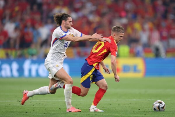 Manchester City emerge as frontrunners to secure the signature of Euro 2024 champion Dani Olmo Manchester City pushing to clinch major transfer of Euro 2024 star by Tuesday