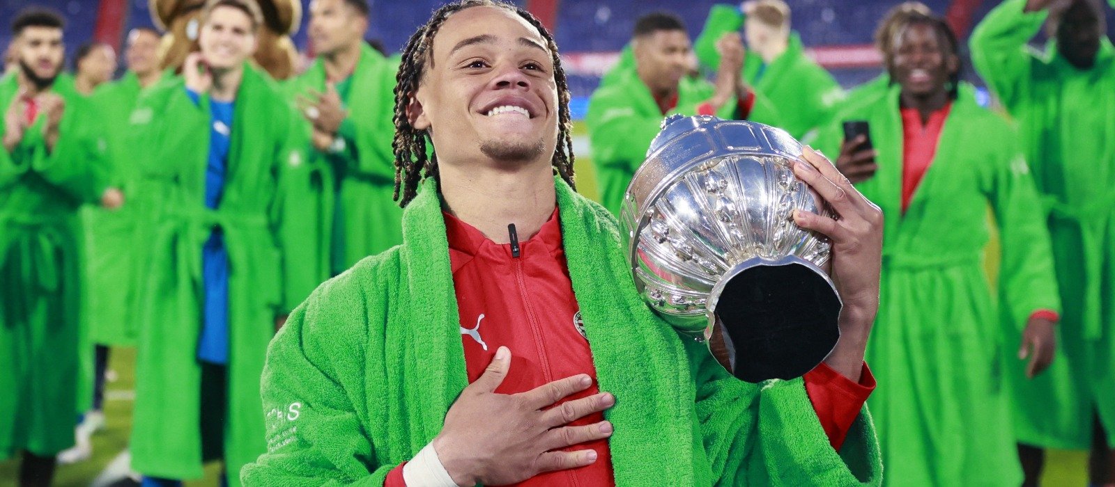 Manchester United make a huge bid for Xavi Simons - Man United News And Transfer News