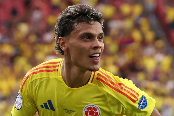 Man United preparing £17m offer for Colombia international Richard Rios