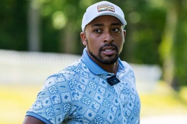 NFL running back plays John Deere pro-am, jokes about helping pros