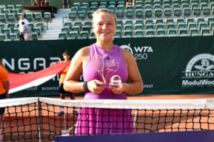 WTA Roundup | Shnaider wins Budapest as Zheng lands Palermo Title