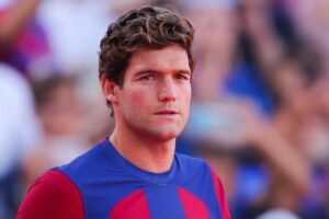 Manchester United add surprise names to full back shortlist as search for new signing intensifies - Man United News And Transfer News