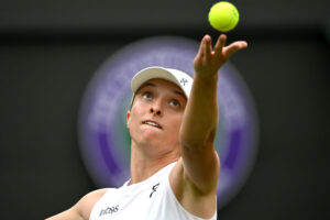Wimbledon | Swiatek and Jabeur open with statement wins