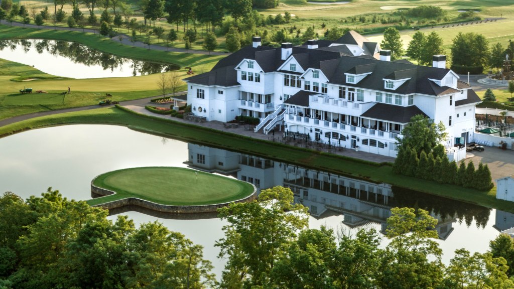 Two of Donald Trump’s golf course liquor licenses not renewed