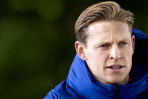 Manchester United reportedly working on a deal for Frenkie de Jong - Man United News And Transfer News