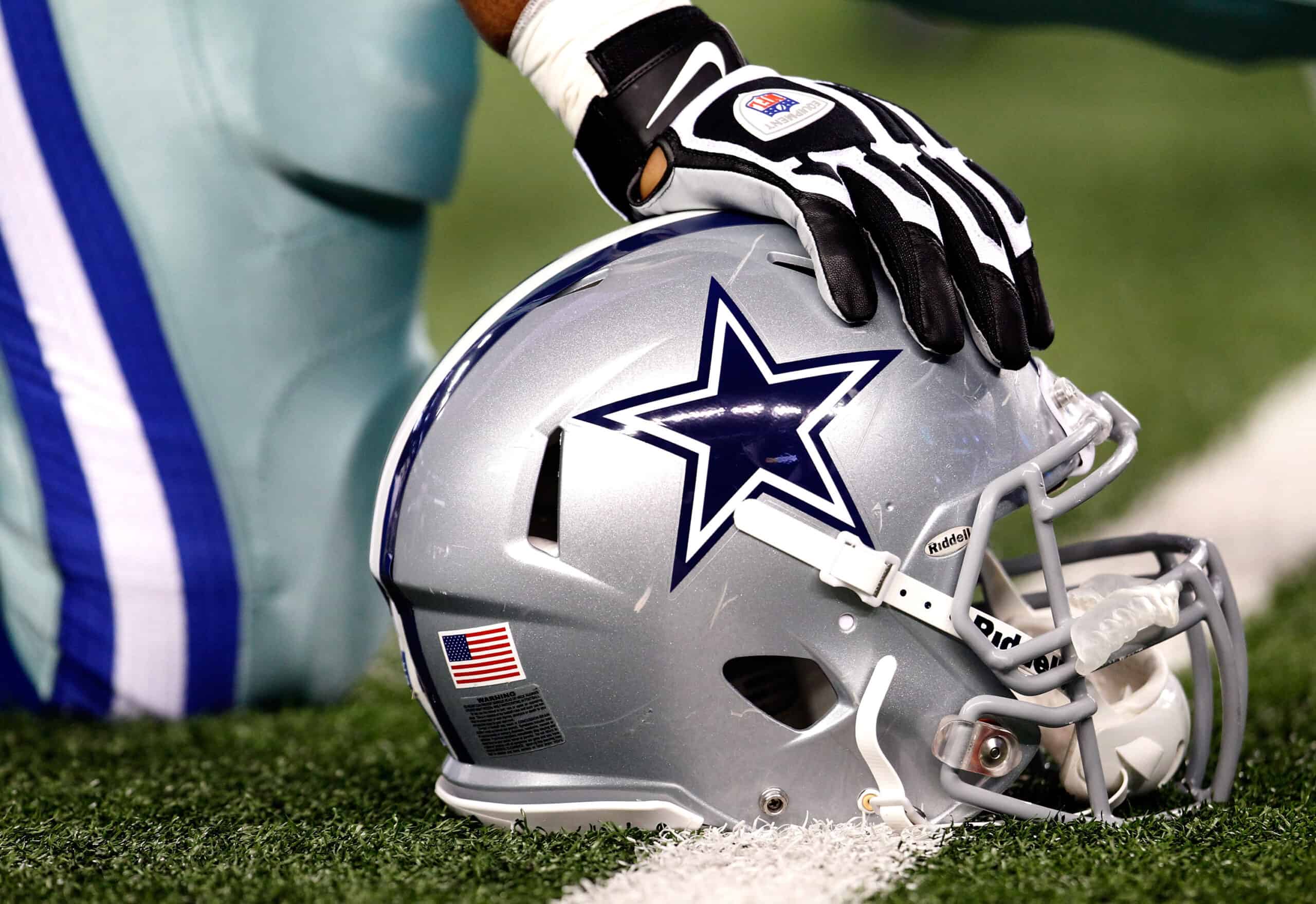 Former Pro Bowl Running Back Will Meet With Cowboys Monday