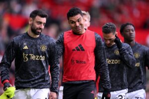 Man United midfielder agrees to leave club but on one condition