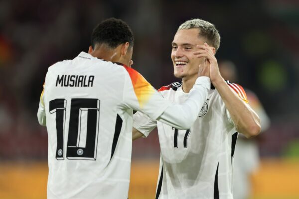 Bayern want new deal for City target