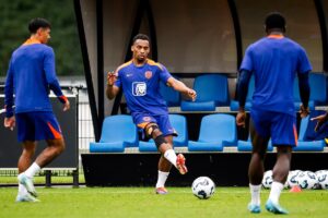 Arsenal star leaves international teammate visibly annoyed after training ground clash