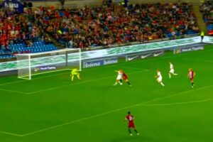 Man City's Erling Haaland bullies Austrian defender before scoring