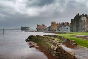 Climate change threat to St Andrews: Will the home of golf be flooded?!