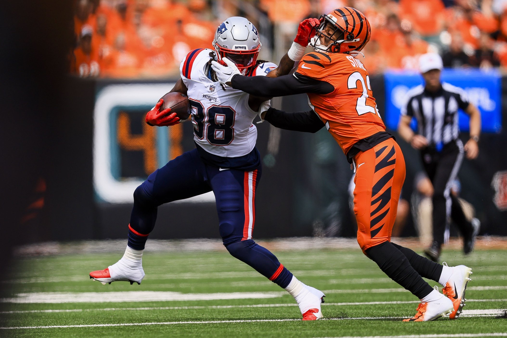 The Eye-Popping Stats Behind Rhamondre Stevenson’s Week 1 Shredding of Bengals