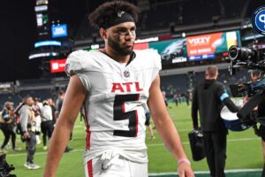 How real are the breakouts from Drake London and Jameson Williams? Which young wide receiver should fantasy managers start in Week 3?