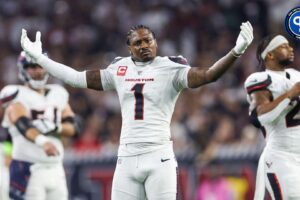 Tank Dell and Stefon Diggs are a big part of the Houston Texans' terrific wide receiver core, but which one of the two should fantasy managers pick in Week 3?