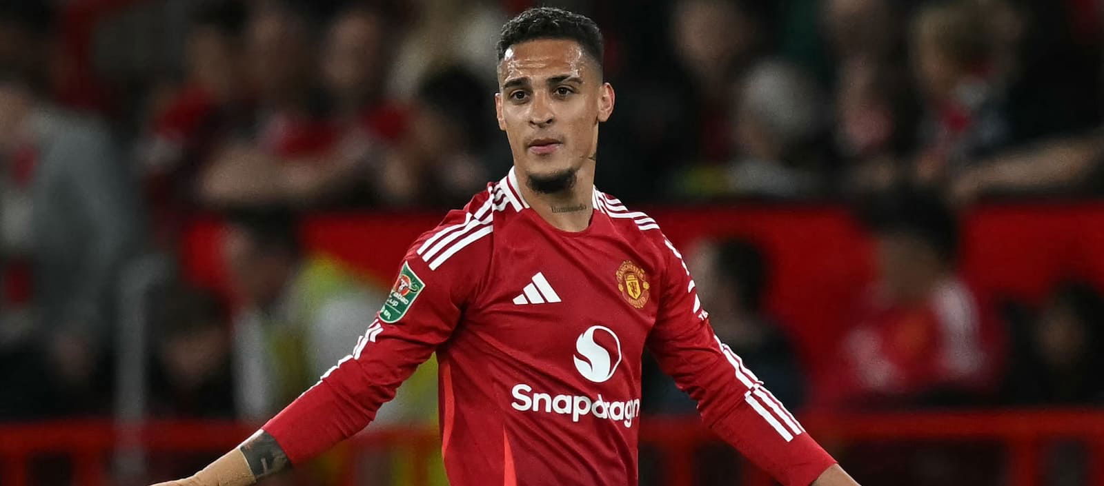 Antony brutally slammed for "thinking he was a real baller in the Eredivisie" as he's warned Barnsley is his level - Man United News And Transfer News