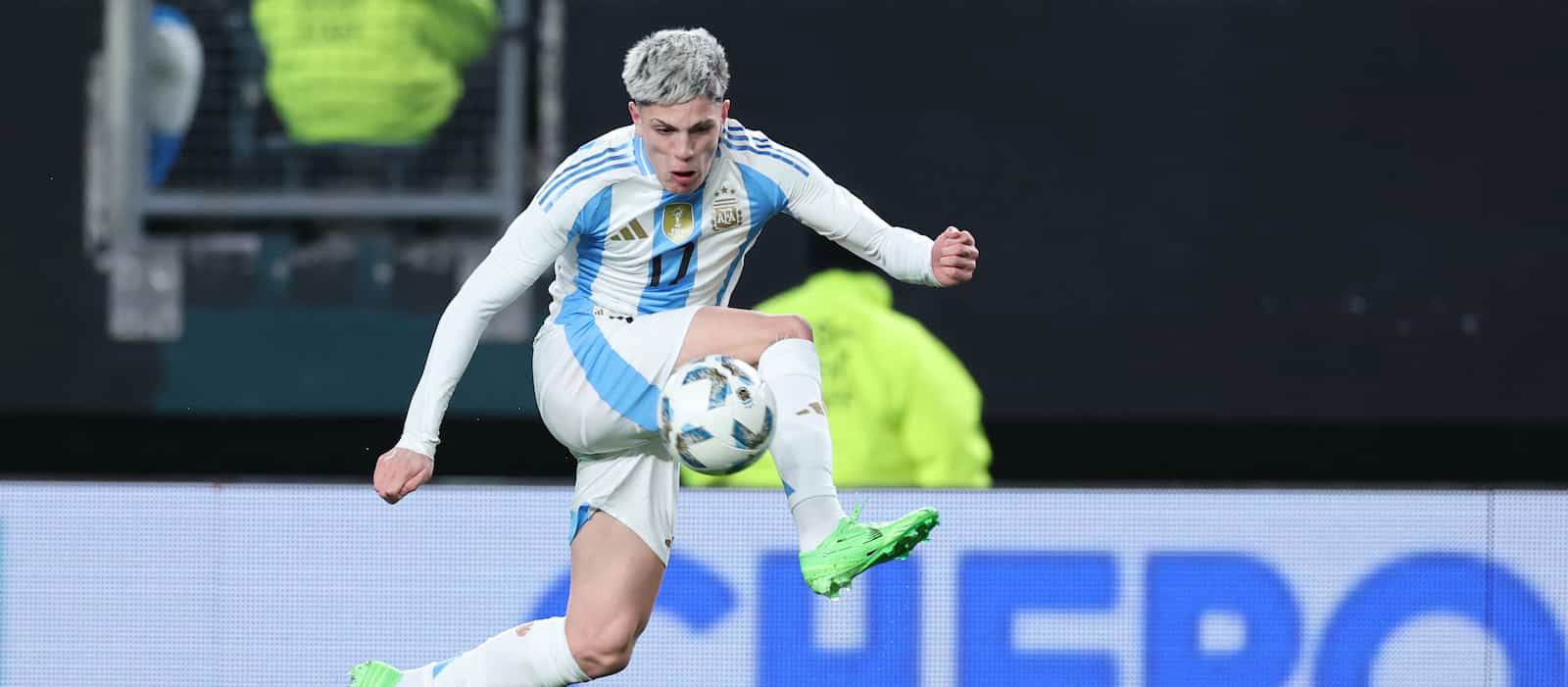 Argentina boss Lionel Scaloni praises Alejandro Garnacho after brilliant cameo in win vs. Chile - Man United News And Transfer News